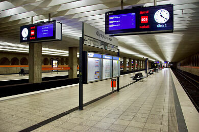 U-Bahnhof Olympiazentrum, Gleis 1/3 U-Bahnhof Olympiazentrum, Gleis 1/3