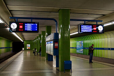 U-Bahnhof Partnachplatz U-Bahnhof Partnachplatz